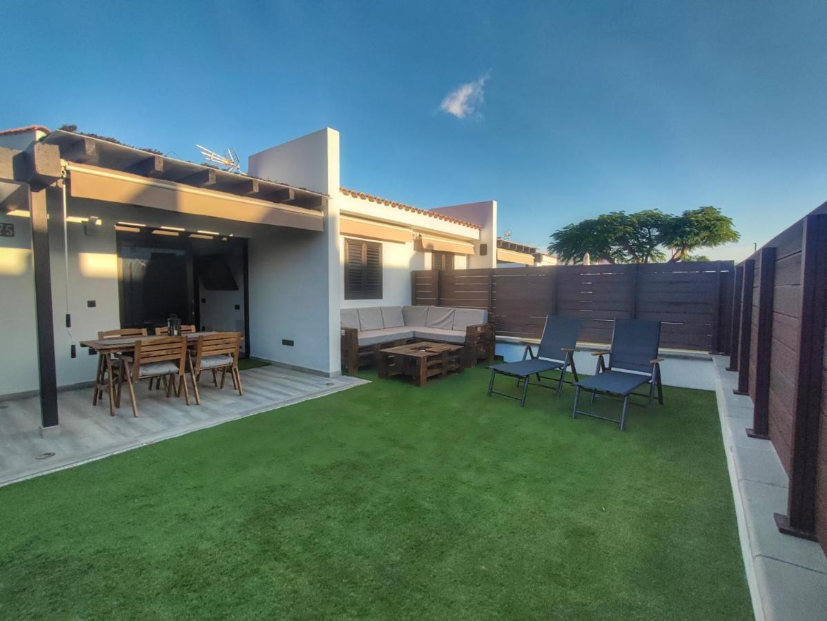Bungalow Maspalomas Golf Con Jacuzzi, Piscina Y Jardin San Bartolomé المظهر الخارجي الصورة