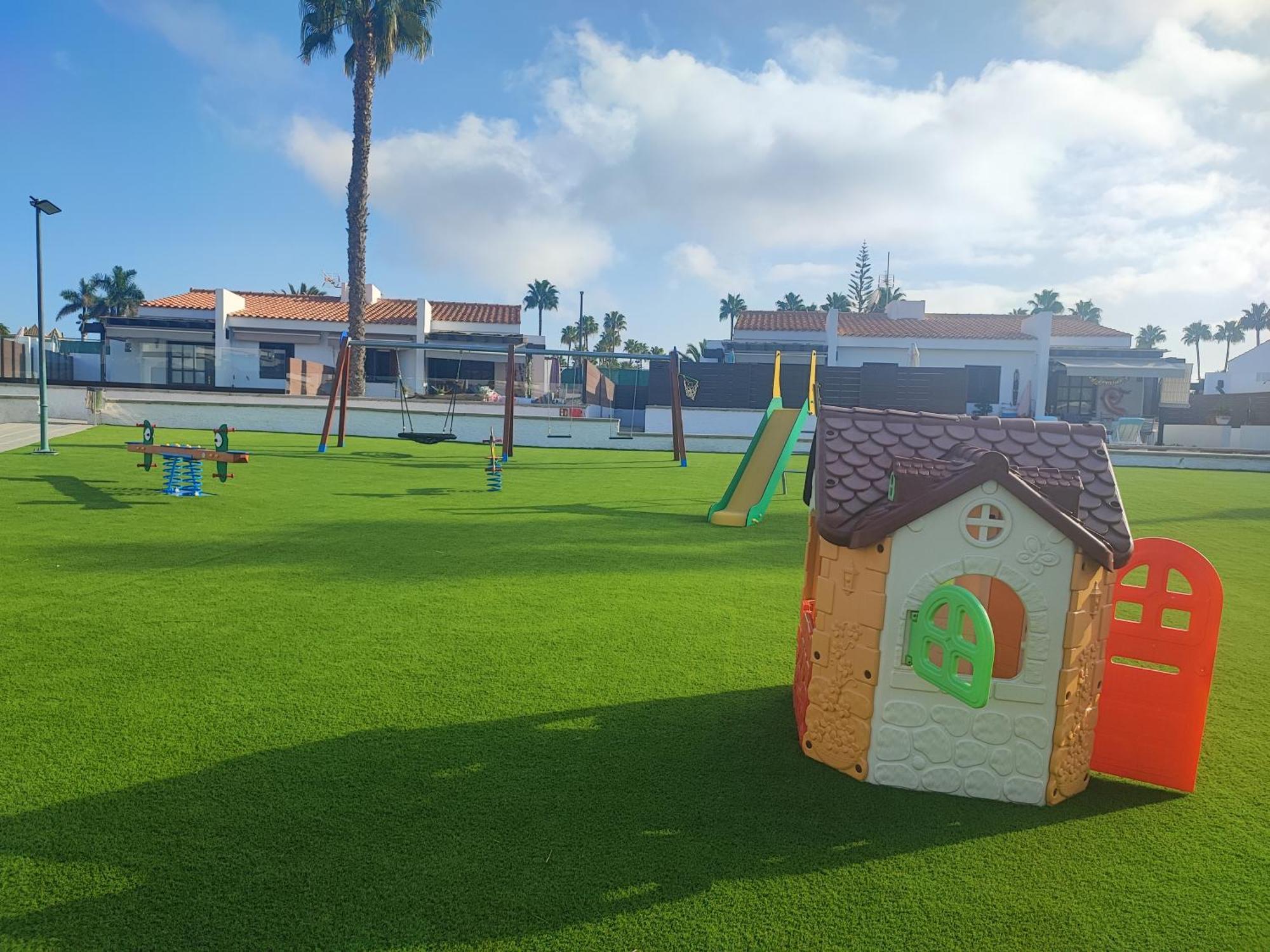 Bungalow Maspalomas Golf Con Jacuzzi, Piscina Y Jardin San Bartolomé المظهر الخارجي الصورة