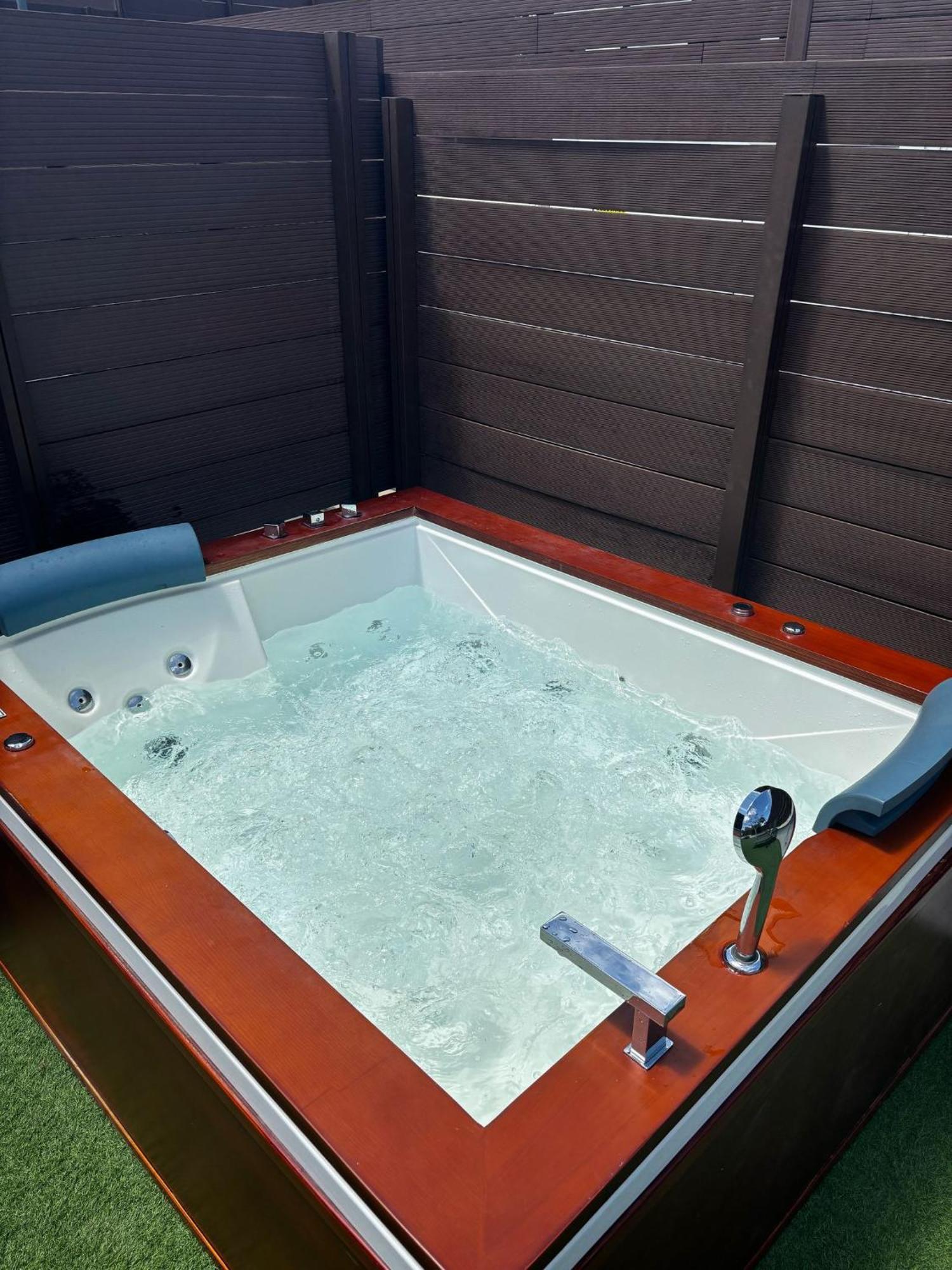 Bungalow Maspalomas Golf Con Jacuzzi, Piscina Y Jardin San Bartolomé المظهر الخارجي الصورة